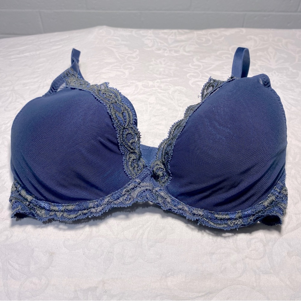 Natori Feather Bra 32DDD Navy Lace Lightweight Underwire Plunge Bra Mesh Feather